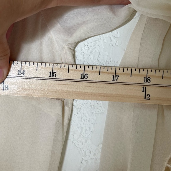 Farm Rio Long Sleeve Embroidered Top Size P (US Small) Ivory Sheer Lined - Picture 12 of 15